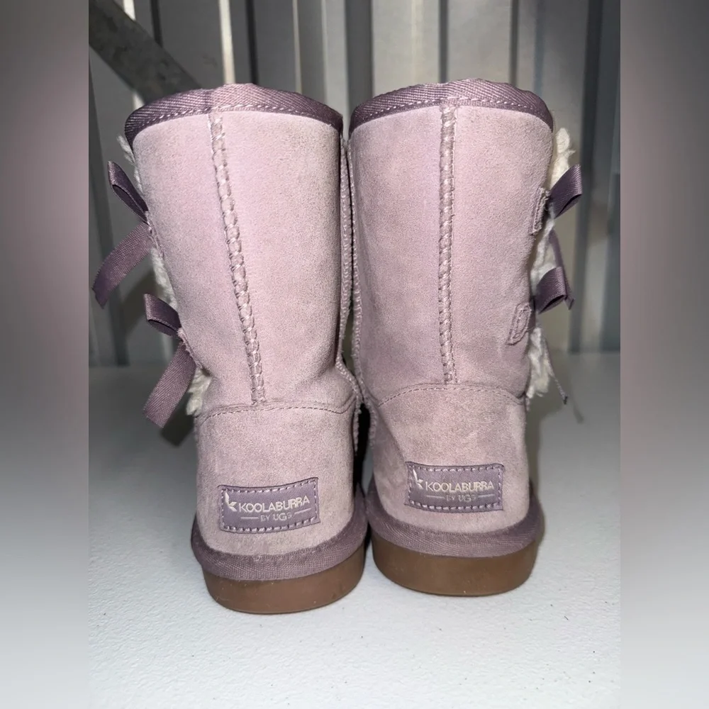 Koolaburra by UGG Victoria Short unisex-child Fashion Boot Size 4